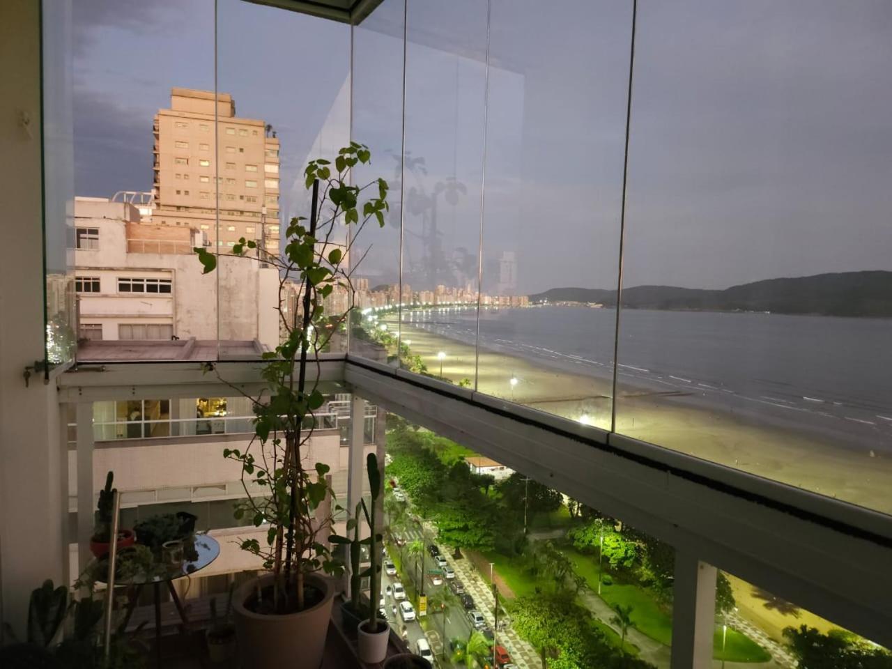 Apartamentos Na Praia Do Gonzaga Frente Mar Com Estacionamento 산토스 외부 사진
